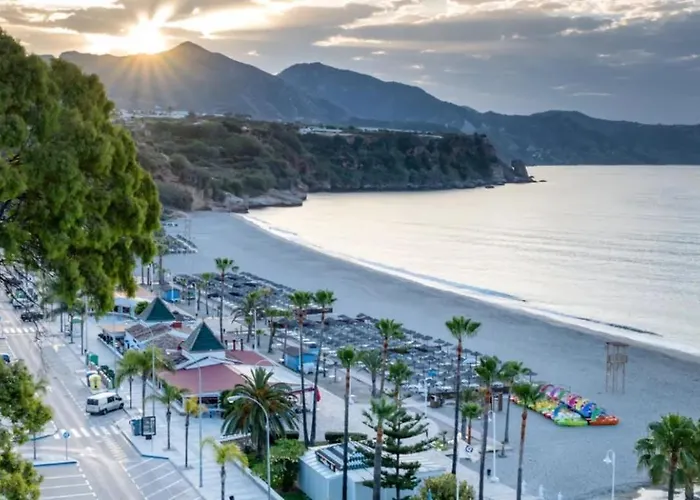 Apartamento Playa, Piscina Y Relax En Coqueto En *