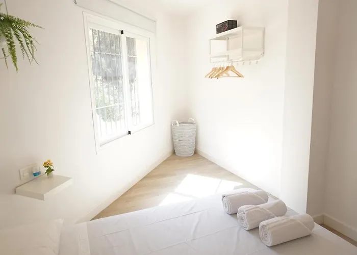 Playa, Piscina Y Relax En Coqueto En